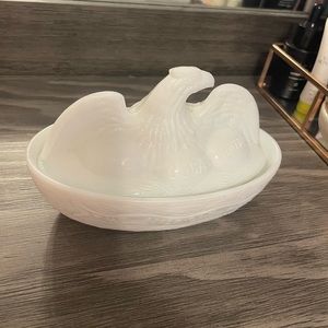 The American hen milk glass